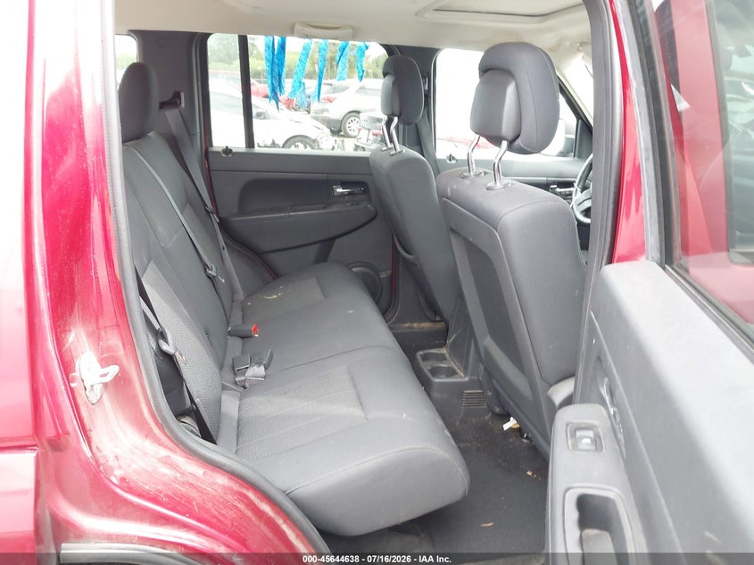 JEEP LIBERTY 2011 VIN 1J4PN2GK8BW577744