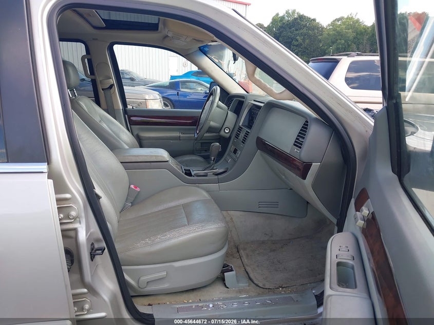 2003 LINCOLN AVIATOR auction photo 5