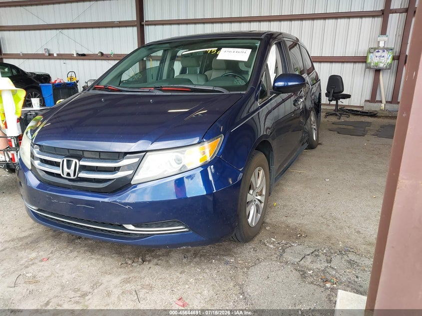 2014 Honda Odyssey, Левый зад, IAAI, VIN 5FNRL5H65EB098259 — фото 2