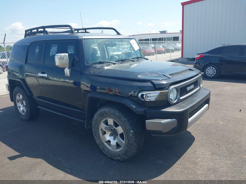 2007 TOYOTA FJ CRUISER auction photo 1