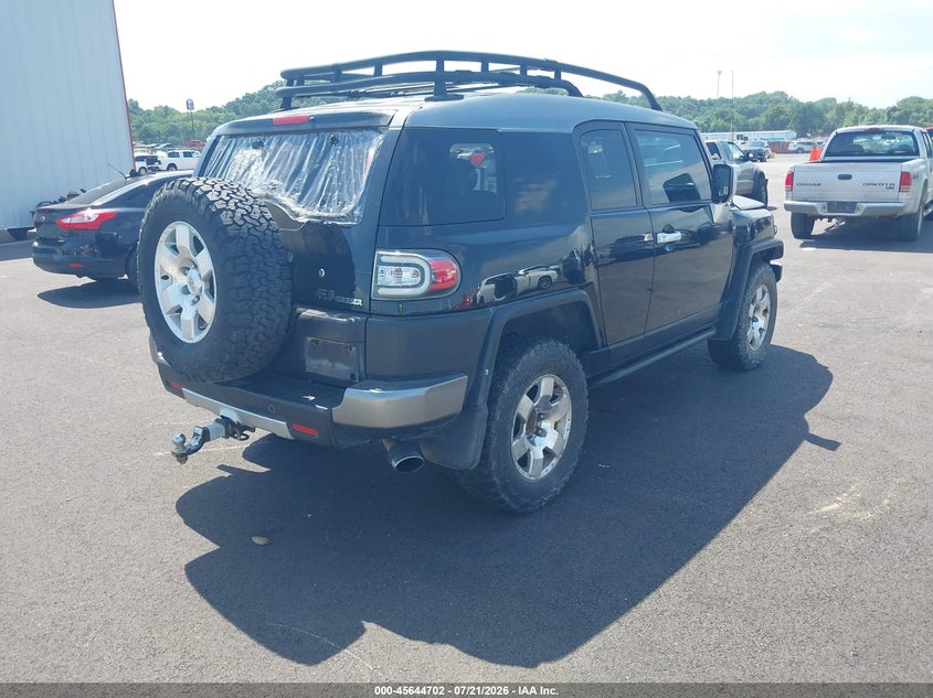 2007 TOYOTA FJ CRUISER auction photo 4