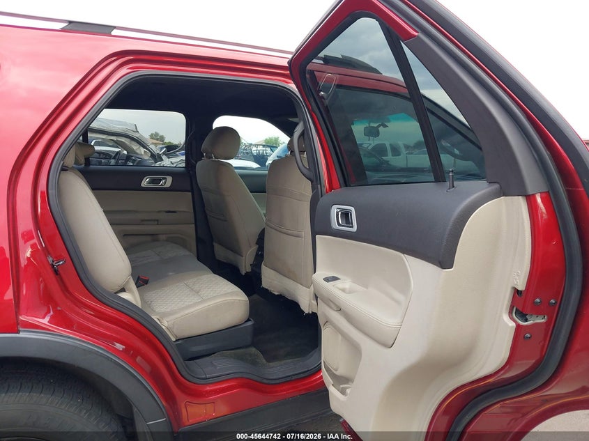 2014 FORD EXPLORER auction photo 8