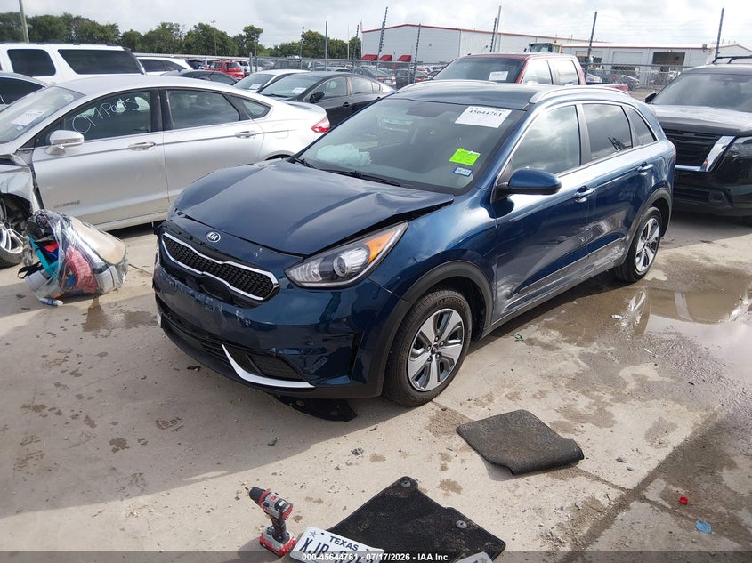 Vin: kndcb3lc2j5204365, lot: 46143284, kia niro lx 20182