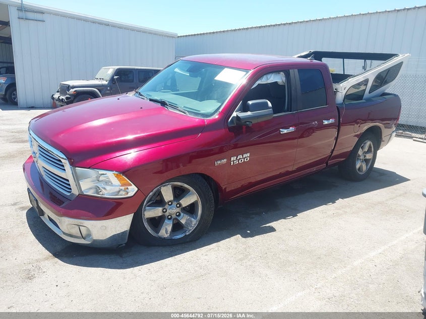 Vin: 1c6rr6gt8js211539, lot: 46143315, ram 1500 big horn  4x2 6'4 box 20182