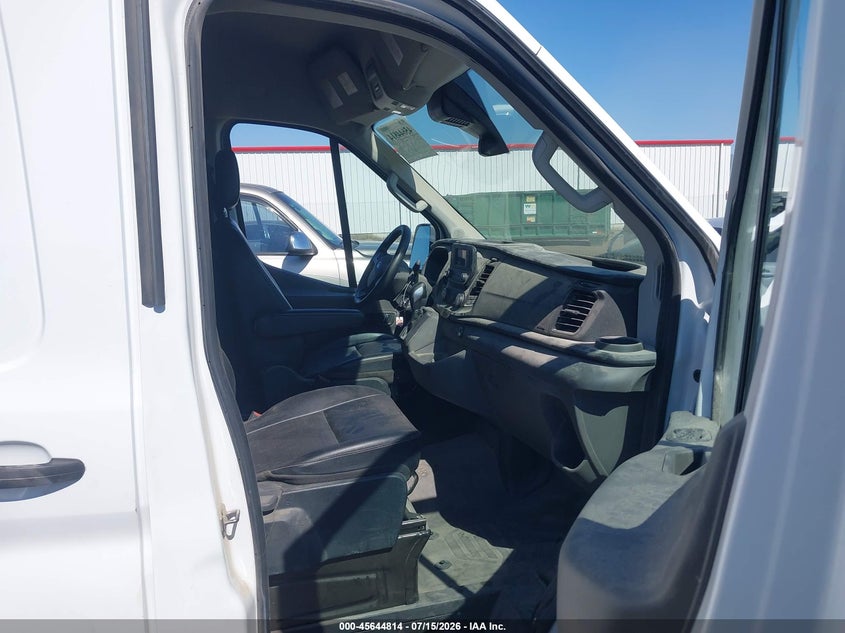 AtlanticExpress - Ford Transit-250