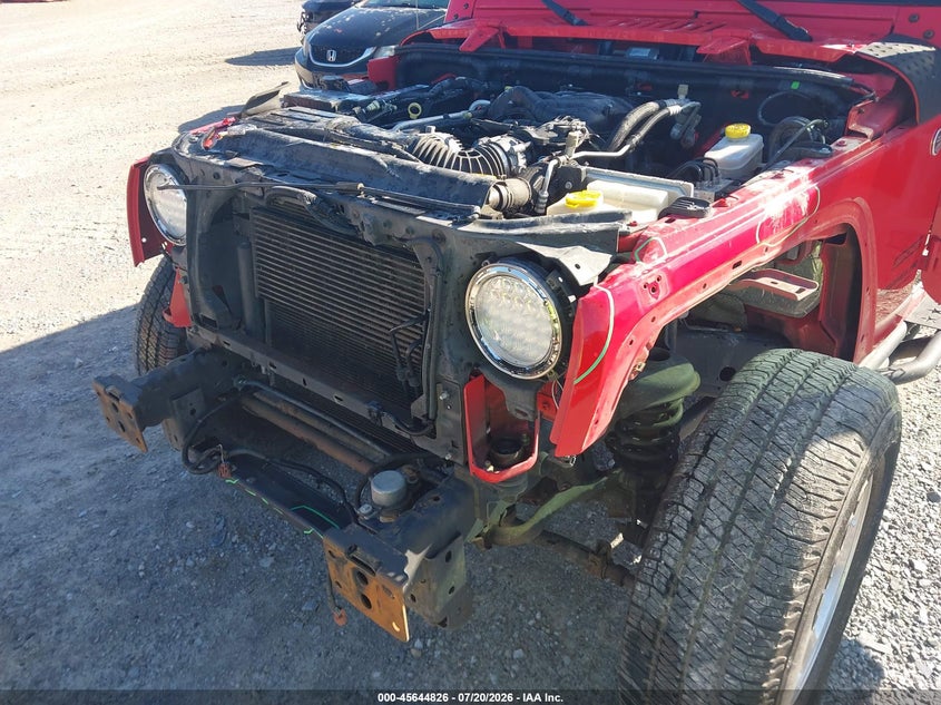 2015 Jeep Wrangler Unlimited Sport VIN: 1C4BJWDG7FL670944 Lot: 45644826