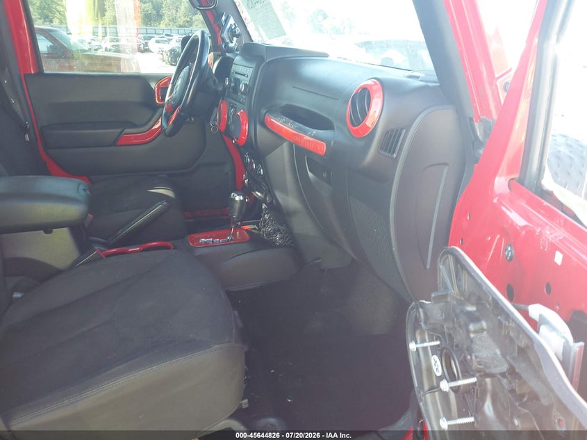 2015 Jeep Wrangler Unlimited Sport VIN: 1C4BJWDG7FL670944 Lot: 45644826