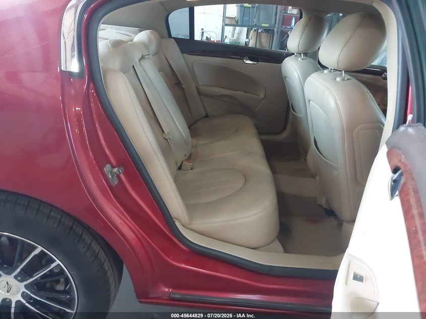 2009 BUICK LUCERNE auction photo 8