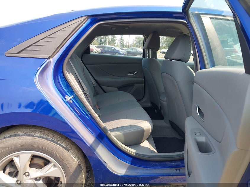 2021 HYUNDAI ELANTRA auction photo 8