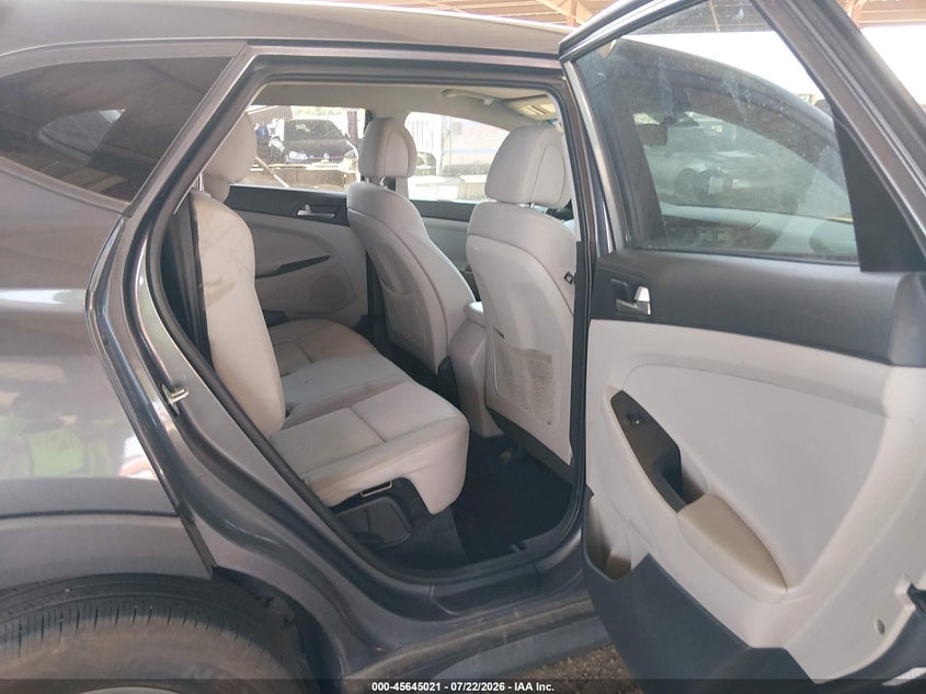 2018 HYUNDAI TUCSON auction photo 8