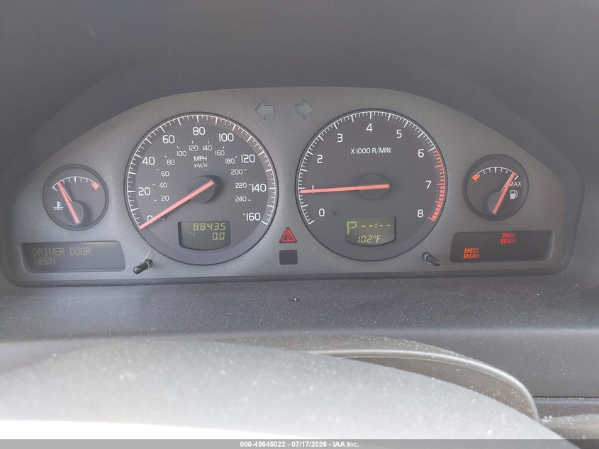 2001 Volvo V70 VIN: 2YV1SZ58D91104017 Lot: 45645022