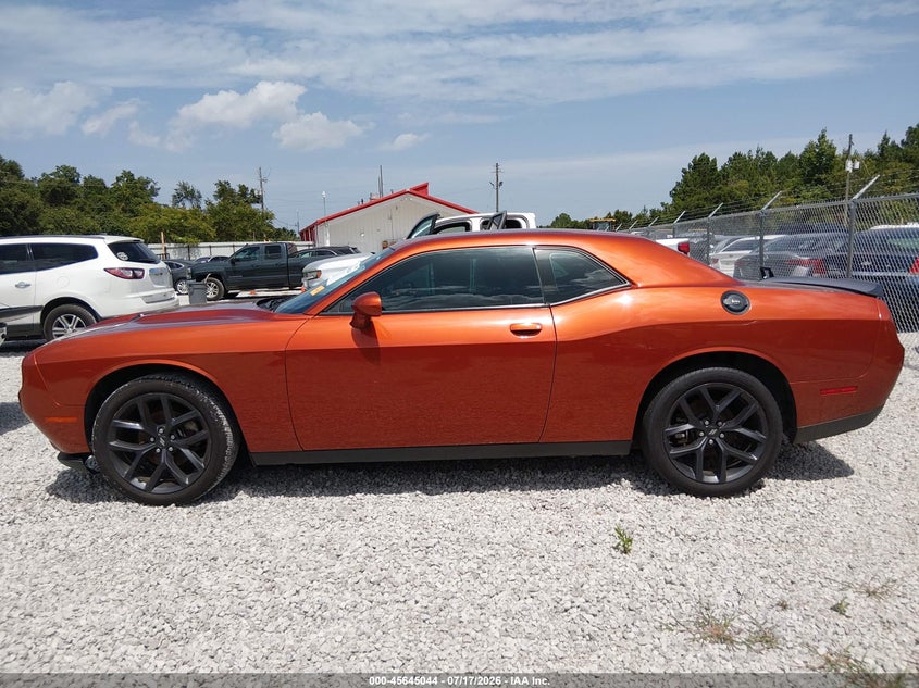 2022 Dodge Challenger Sxt VIN: 2C3CDZAG9NH211870 Lot: 45645044