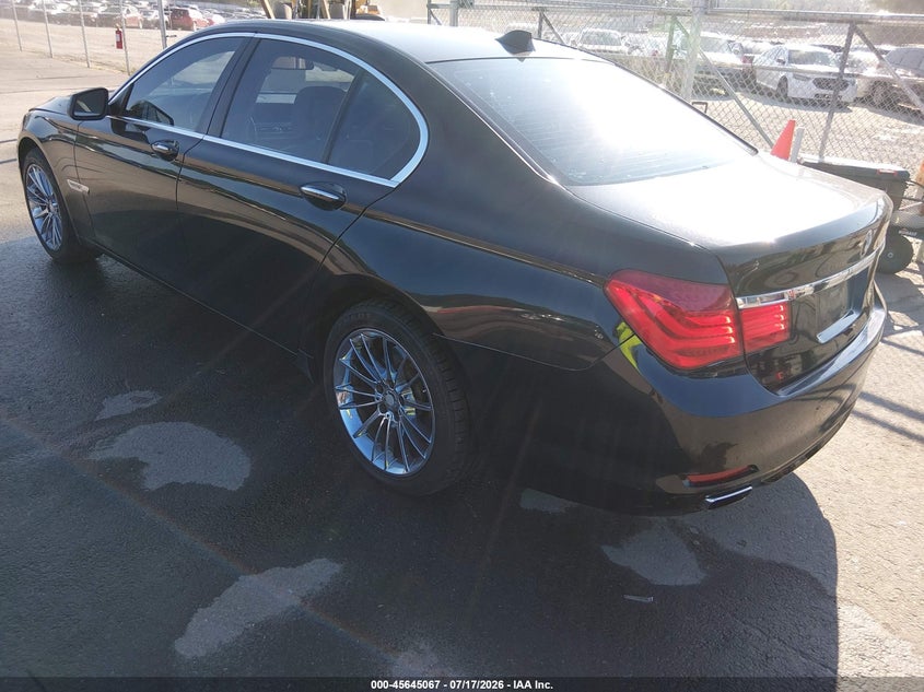 2012 BMW 740I auction photo 3