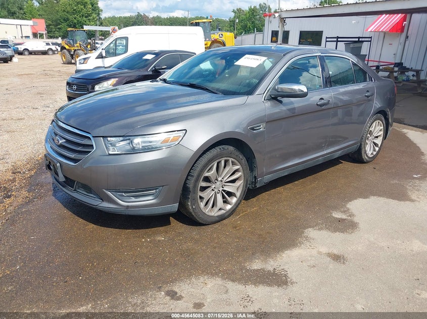 2013 FORD TAURUS auction photo 2