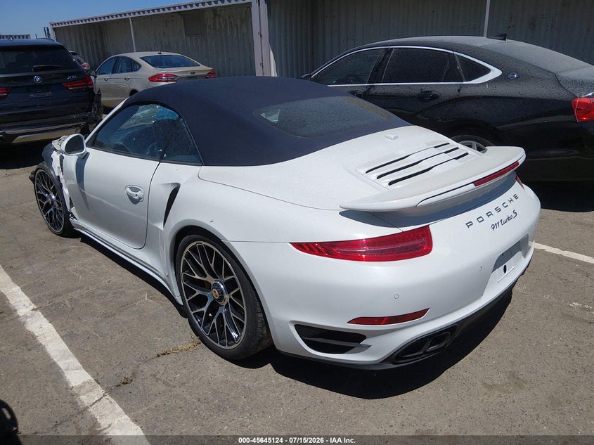 2015 PORSCHE 911 auction photo 3