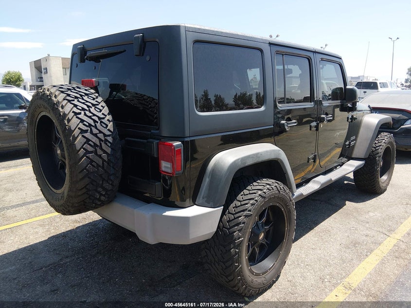 2017 JEEP WRANGLER UNLIMITED auction photo 4
