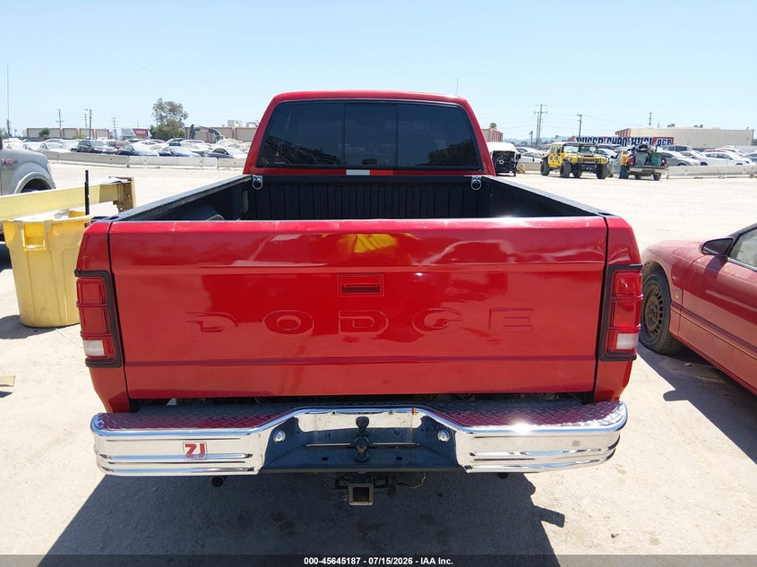 1992 Dodge Dakota VIN: 1B7GG23Y8NS667689 Lot: 45645187