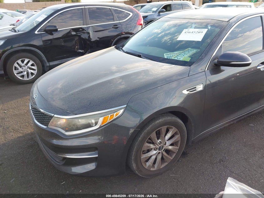 2017 Kia Optima Lx 5XXGT4L34HG164980 photo 1