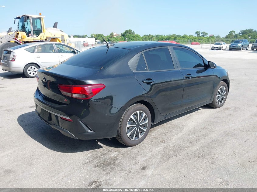2021 KIA RIO auction photo 4