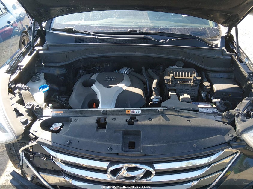 2013 Hyundai Santa Fe Sport 2.0T VIN: 5XYZUDLA5DG095310 Lot: 45645228