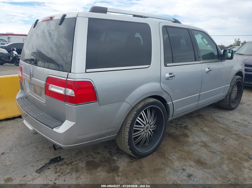 2012 LINCOLN NAVIGATOR auction photo 4