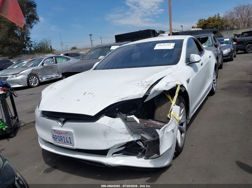 2016 Tesla Model S 60/70/75/85 VIN: 5YJSA1E16GF160117 Lot: 45645292