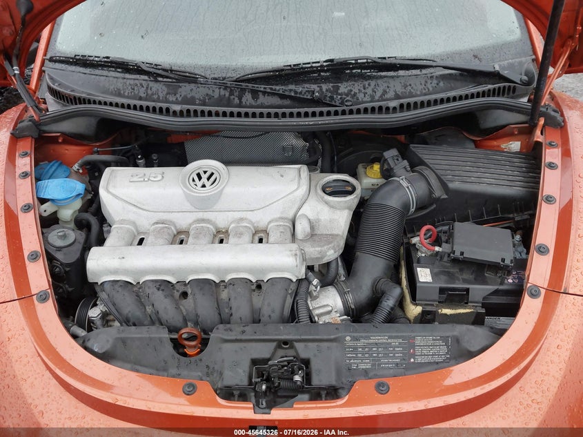2010 Volkswagen New Beetle 2.5L Red Rock Edition VIN: 3VWPG3AG0AM016590 Lot: 45645326