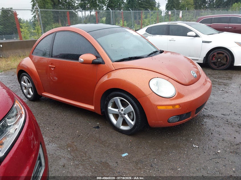 2010 Volkswagen New Beetle