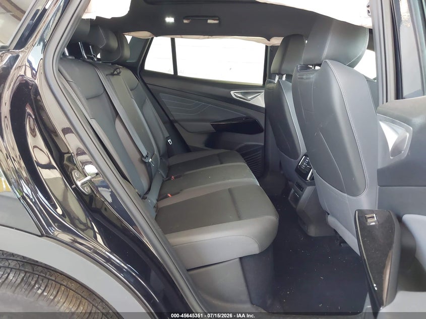 2023 VOLKSWAGEN ID.4 auction photo 8