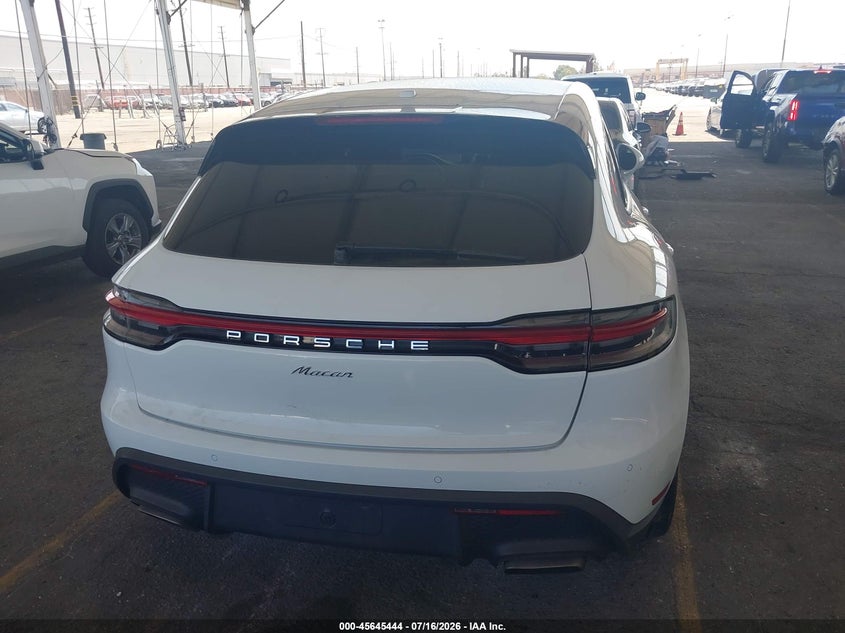 PORSCHE MACAN - zdjęcie 15