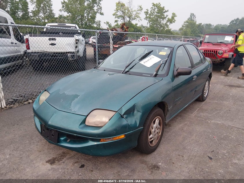 1996 PONTIAC SUNFIRE auction photo 2
