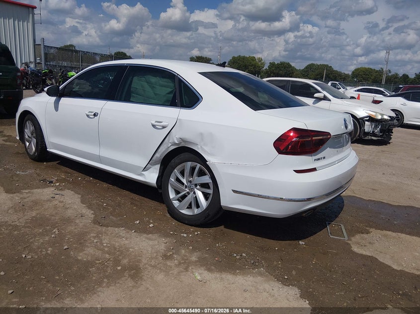 VOLKSWAGEN PASSAT 2018 VIN 1VWBA7A38JC025636