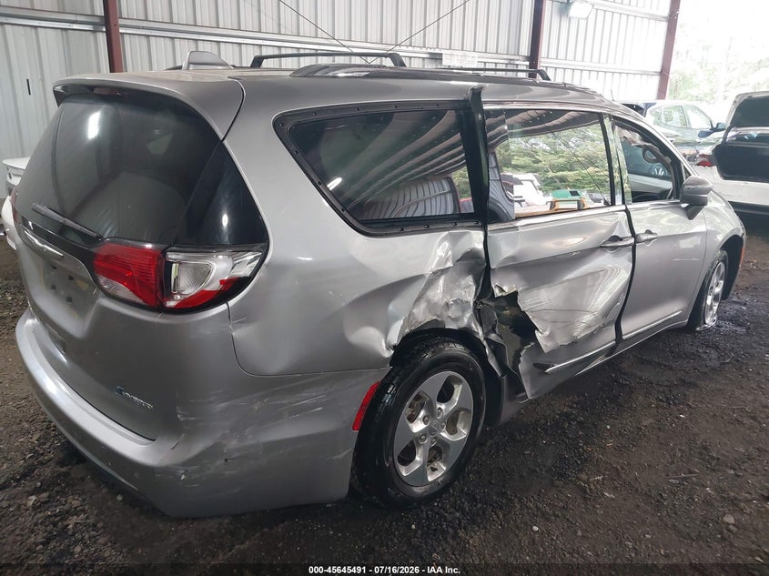 2018 CHRYSLER PACIFICA HYBRID auction photo 6