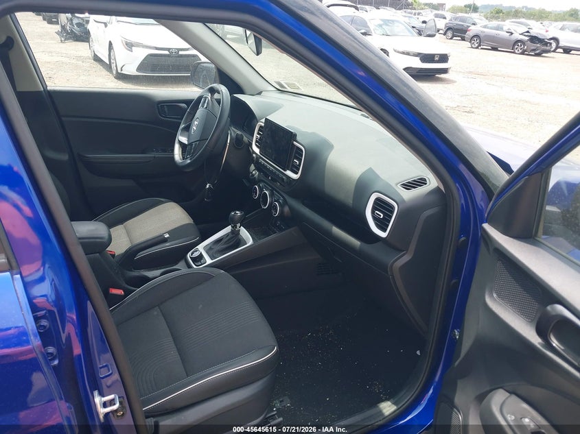 2023 HYUNDAI VENUE auction photo 5
