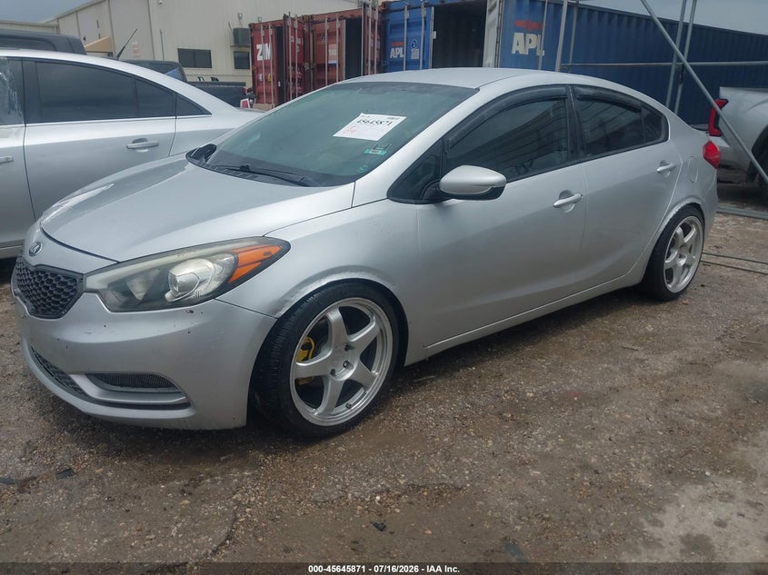Vin: knafk4a63f5259928, lot: 46144426, kia forte lx 20152