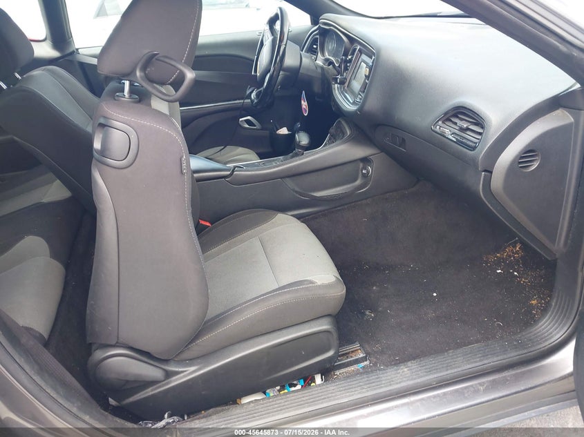 2015 DODGE CHALLENGER auction photo 5