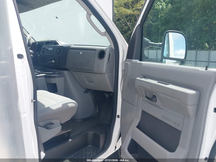 2011 FORD ECONOLINE COMMERCIAL CUTAWAY N/A N/A