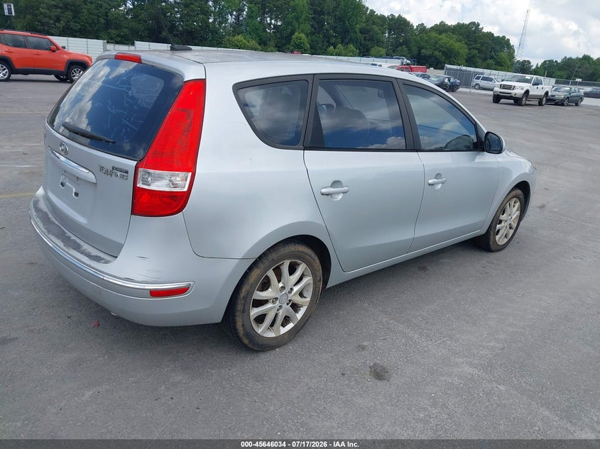 2009 HYUNDAI ELANTRA TOURING auction photo 4