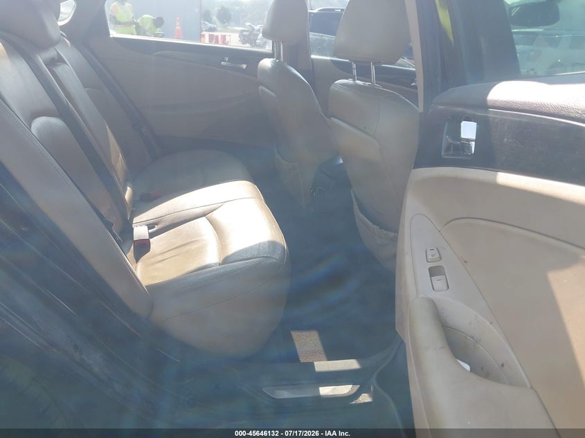 2013 HYUNDAI SONATA SEDAN 2.4L I-4 DI, DOHC, VVT, 190HP