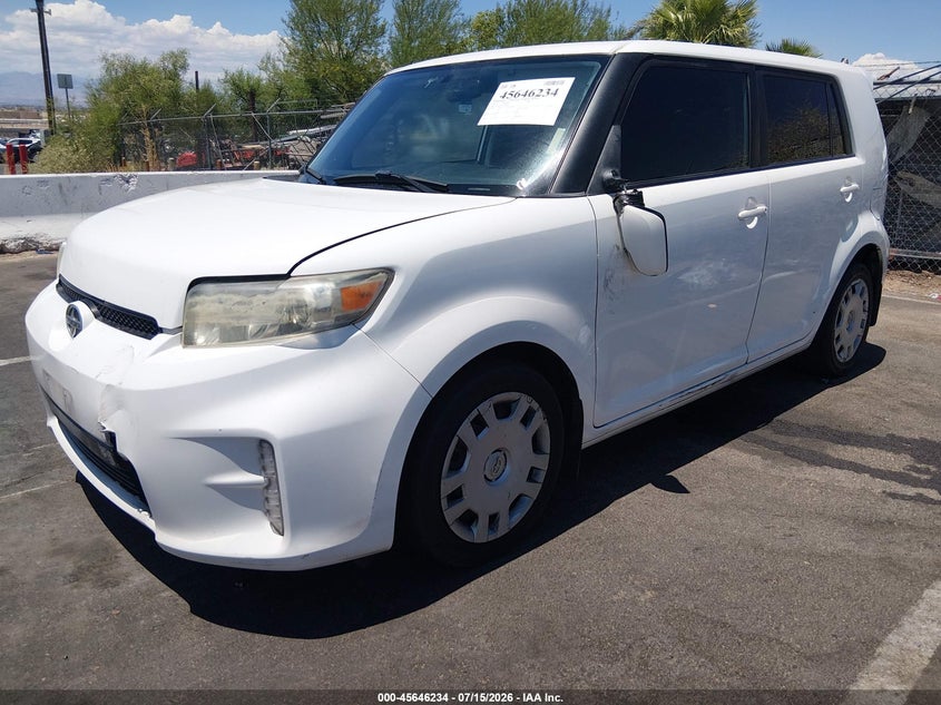 Vin: jtlze4fe3fj070702, lot: 46144789, scion xb 20152
