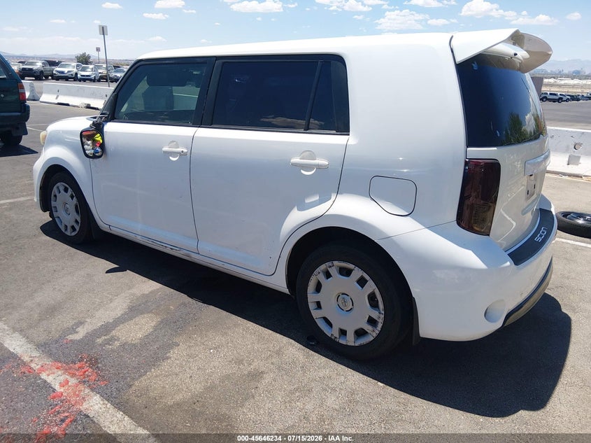 Vin: jtlze4fe3fj070702, lot: 46144789, scion xb 20153