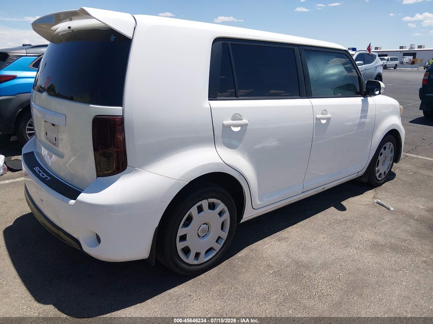 Vin: jtlze4fe3fj070702, lot: 46144789, scion xb 20154