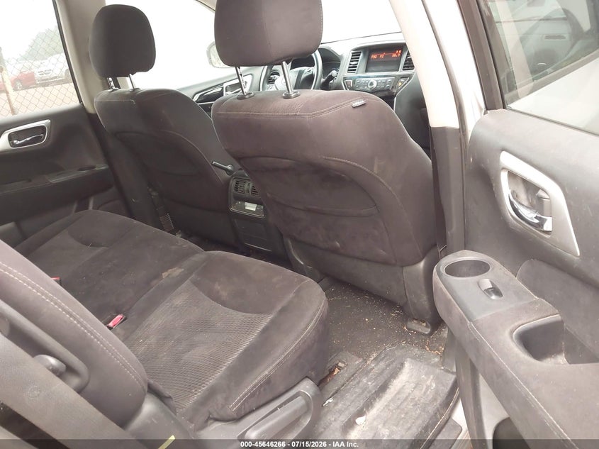 AtlanticExpress - Nissan Pathfinder