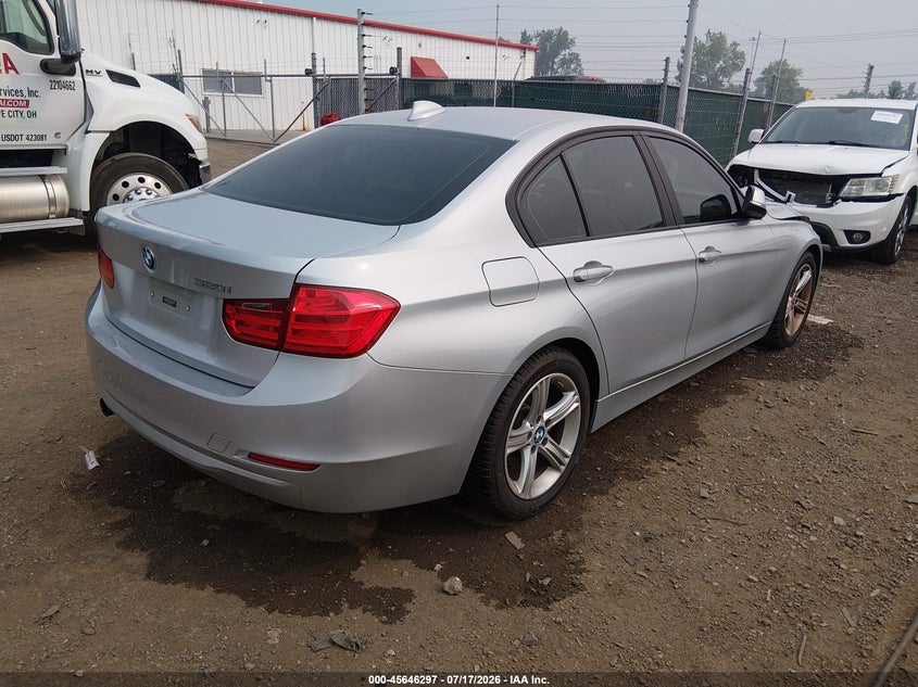 Vin: wba3b1c52epv79458, lot: 46144852, bmw 320i 20144