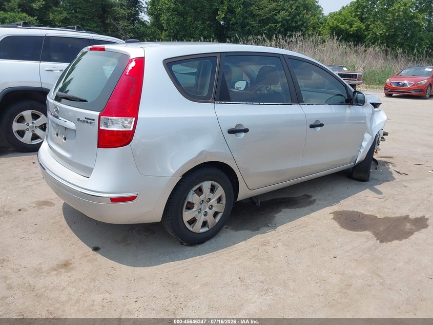 2010 HYUNDAI ELANTRA TOURING auction photo 4