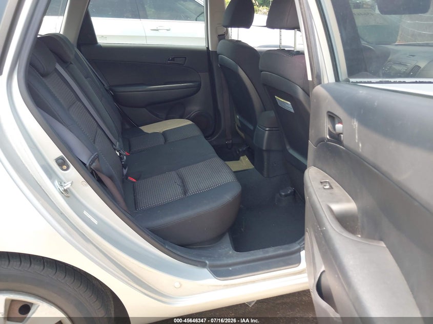 2010 HYUNDAI ELANTRA TOURING auction photo 8