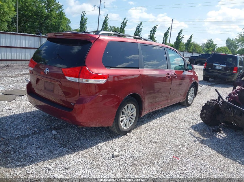2012 TOYOTA SIENNA VAN 3.5L V-6 DOHC, VVT, 266HP