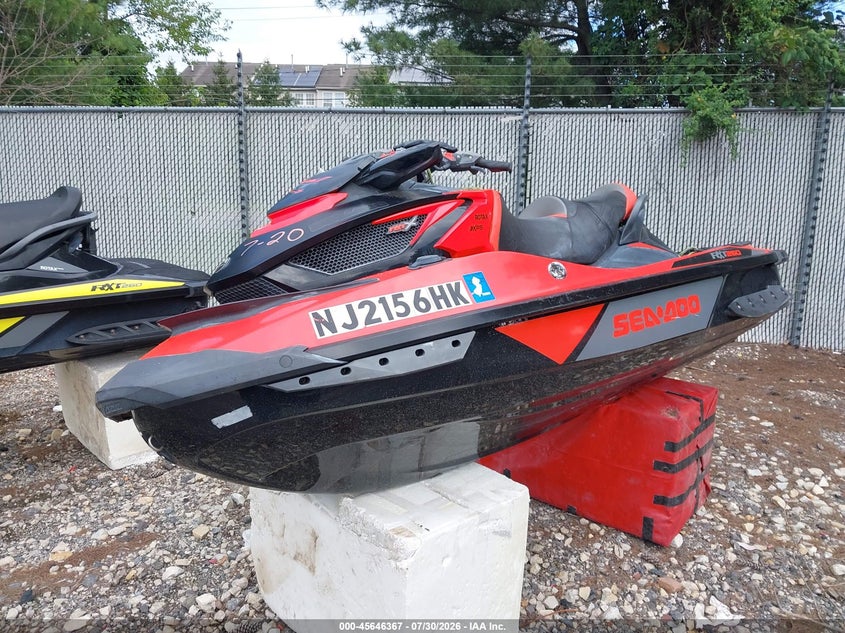 2016 SEADOO RXT auction photo 2