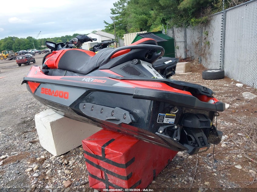 2016 SEADOO RXT auction photo 3