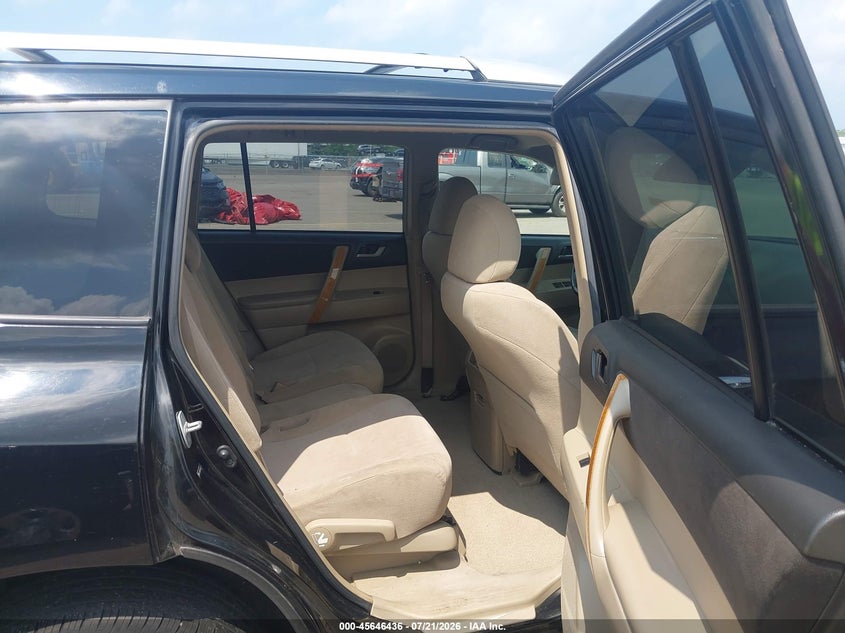 2008 Toyota Highlander Hybrid VIN: JTEEW41A282008180 Lot: 45646436